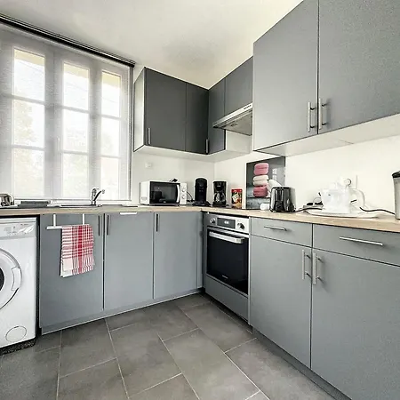 Apartment Au 1er Etage Avec Acces Independant