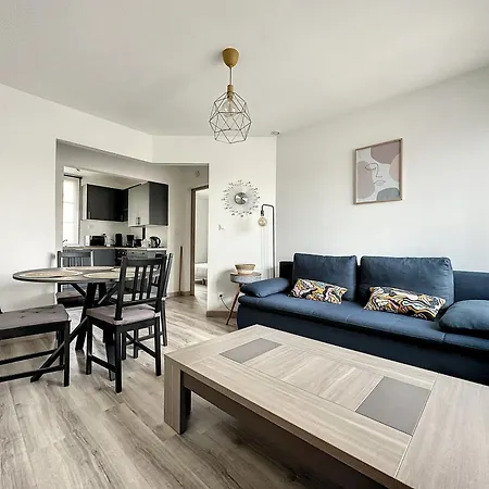 Au 1er Etage Avec Acces Independant Saint-Denis (Seine-Saint-Denis)